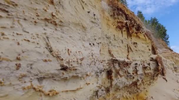 Montañas Arena Que Desmoronan Del Viento Cantera Montañas Arena Blanca — Vídeo de stock