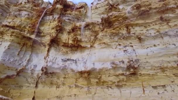 Gunung Pasir Yang Runtuh Dari Angin Pertambangan Pasir Putih Dan — Stok Video