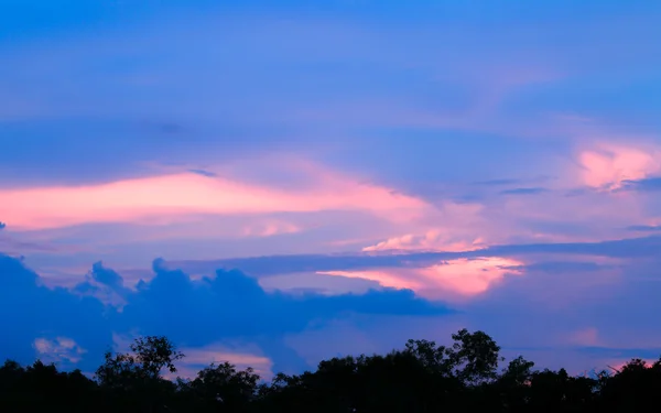 Nubes y cielo — Foto de Stock