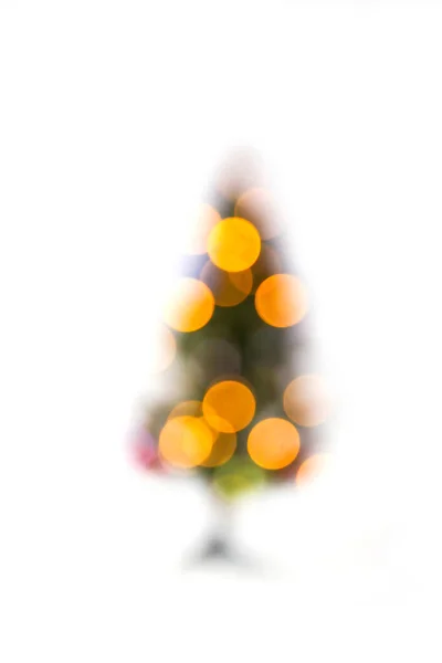 Süslü Noel Ağacının Bulanık Silüeti — Stok fotoğraf