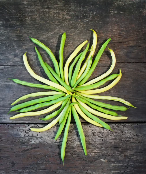 서클의 형태로 녹색 콩 — 스톡 사진