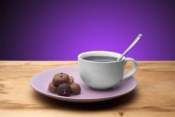 Cupcakes com chocolate no prato — Fotografia de Stock