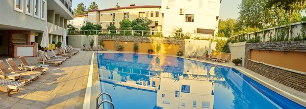 Swimming pool blue transparent water. — Stock Photo, Image