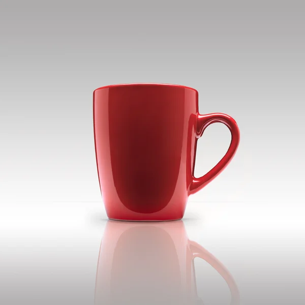 Красная чашка кофе на изолированном фоне — стоковое фото