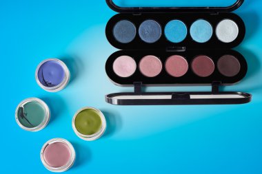 Şebekeleşme mavi arka planda