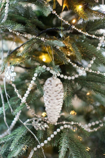 Albero Natale Con Decorazioni Vintage Luci — Foto Stock