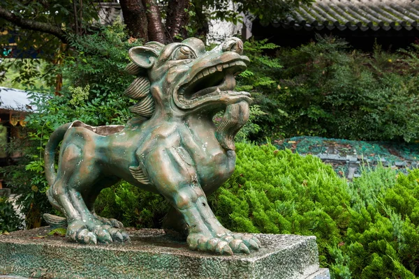 Yunnan Dali Dragon City Bronzen leeuw — Stockfoto