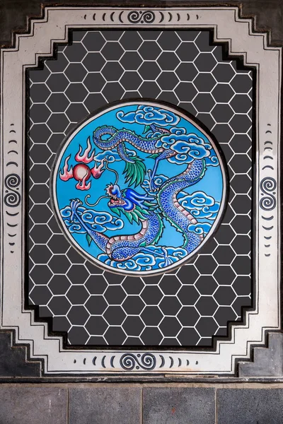 Yunnan Dali Xuehai belangrijkste tempel muurschildering dragon totem — Stockfoto