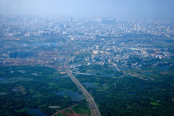 Дном перевезення Haikou міста маршрутом від Чунцин Haikou — стокове фото