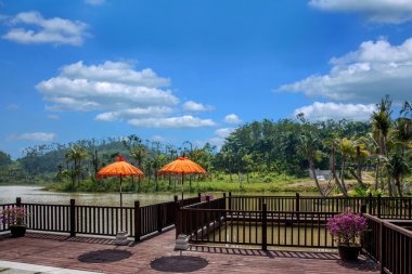 Hainan Tunchang gün göl Yarımadası köprüler