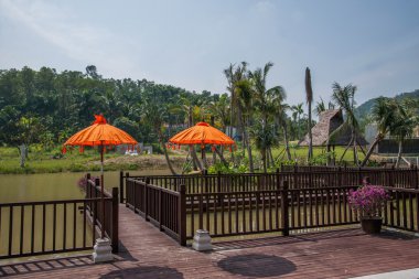 Hainan Tunchang gün göl Yarımadası köprüler
