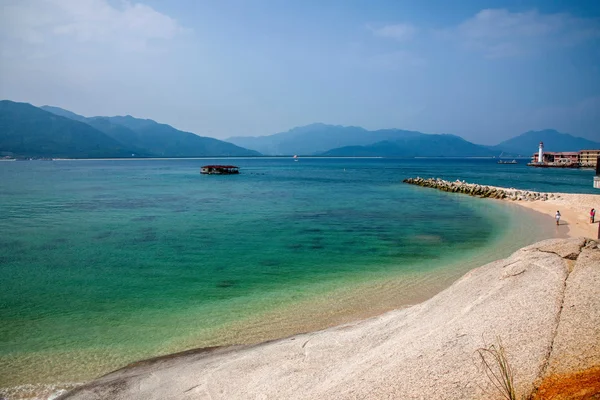 Granicy wyspa Lingshui złota plaża — Zdjęcie stockowe