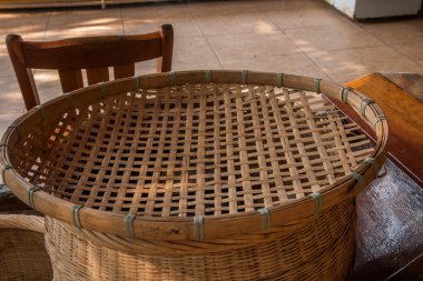 Sınır Adası Lingshui balıkçılar faraş ile tahıl kurutma