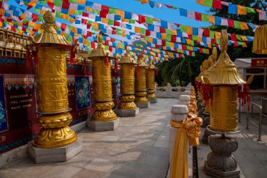Sanya Nanshan Budist tapınağı Jinyu Guanyin