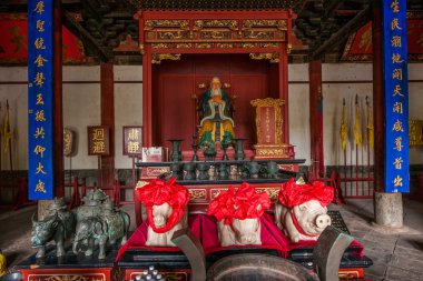 Yunnan Honghe Prefecture Jianshui Confucius Temple Great Hall clipart
