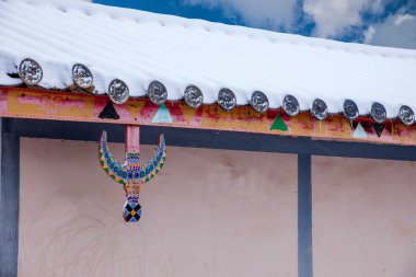 Karlı Dongchuan, Yunnan kırmızı arazi çiftlik alanında