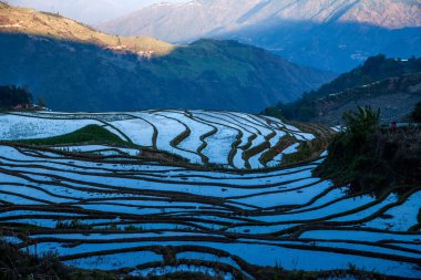 Yuanjiang bu sözü teraslı Köyü