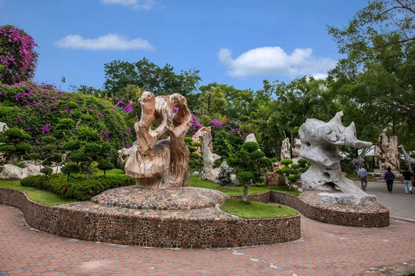 Pattaya, Tailandia Fósiles de jardín millones de años — Foto de Stock