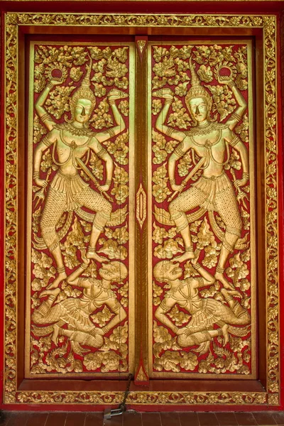 Chiang Mai, Thailand Suthep Doi Suthep door — Stock Photo, Image