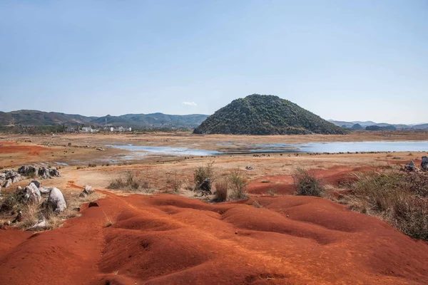 Yunnan Haifeng wetland edges Red Land — Stock Photo, Image