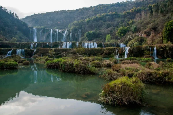 Luoping Kowloon Falls — Stock Photo, Image