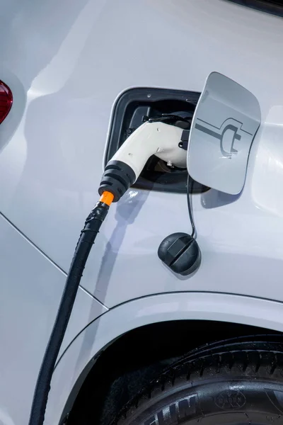 Electric car charging stations — Stock Photo, Image