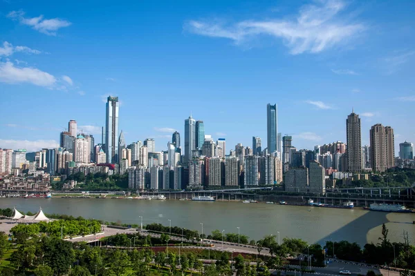 Una sezione del ponte Linjiangmen Yuzhong District — Foto Stock