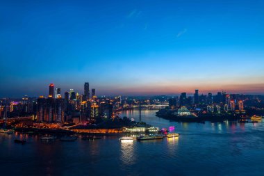 Chongqing dağ gece