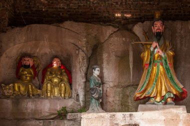 Hechuan ejderha heykeli dağlık Yeşim İmparator
