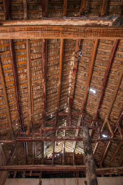 Hechuan Long bergachtige Zhenwu tempel — Stockfoto