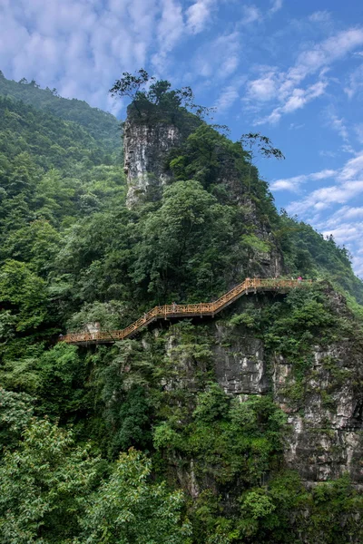 Słynny sceniczny urządzenia pomiarowe firmy Chongqing Black Mountain Valley Canyon — Zdjęcie stockowe