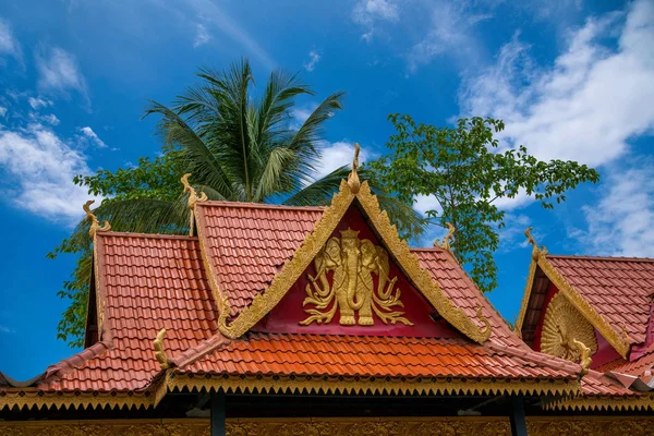 Gota de Xishuangbanna Dai Parque Meng Han homem Xiaoganlanba Dafosi — Fotografia de Stock