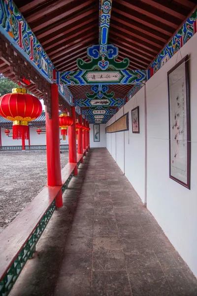 Lijiang, Yunnan trä House gallery — Stockfoto