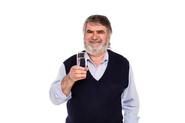 Alter Mann mit Glas Wasser — Stockfoto