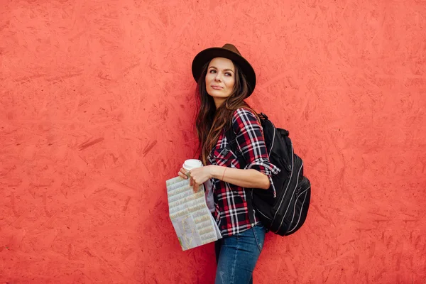 Young woman traveling alone — Stock Photo, Image