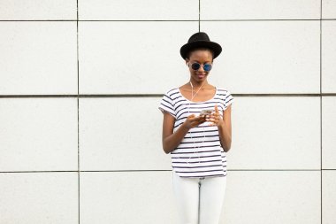 modern genç zenci kız 