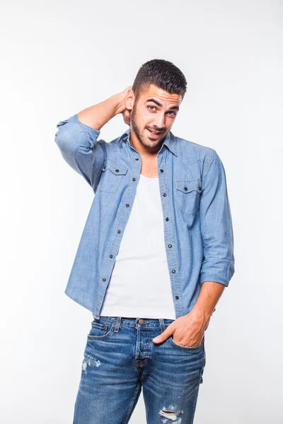 Casual joven hansome hombre aislado —  Fotos de Stock