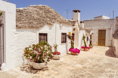 Alberobello, İtalya - 31 Mayıs 2018 - Şehrin en eski evlerinden biri.