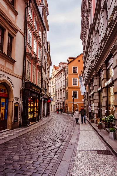 Praag Tsjechië Feb 2018 Kleine Smalle Straat Oude Binnenstad Van — Stockfoto