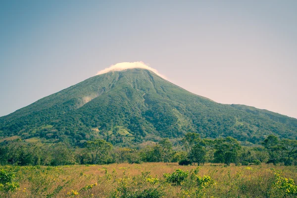 Concepcion Volcano View from eiland Ometepe — Stockfoto