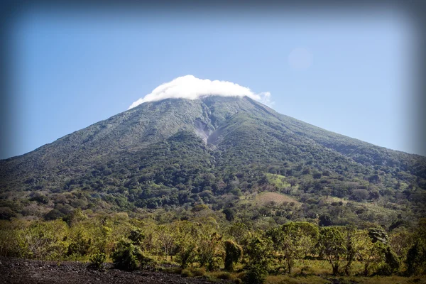 Concepcion Volcano pohled z Rozloha ostrova — Stock fotografie