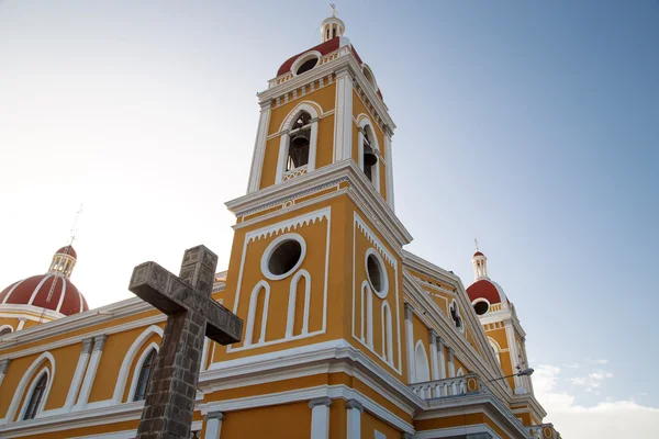 Catedral granada ao ar livre de nicarágua — Fotografia de Stock