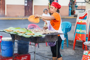  sokakta yemek satıcı