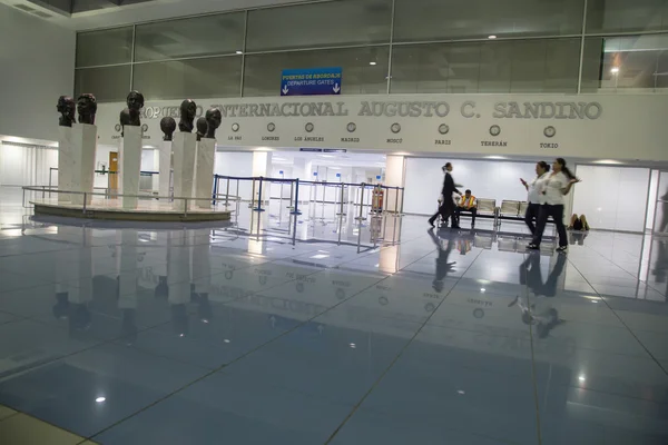 Aeroporto Internazionale Augusto Cesar Sandino vista da Managua, Nicaragua — Foto Stock