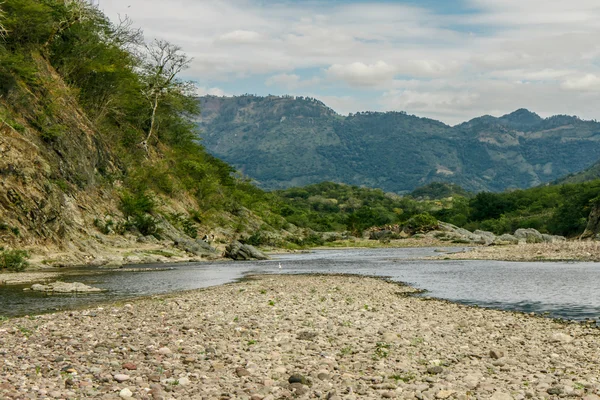 Uitzicht op de rivier — Stockfoto