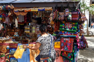 handmade souvenir boutique