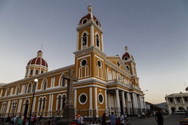 Granada katedral outddors görünümü