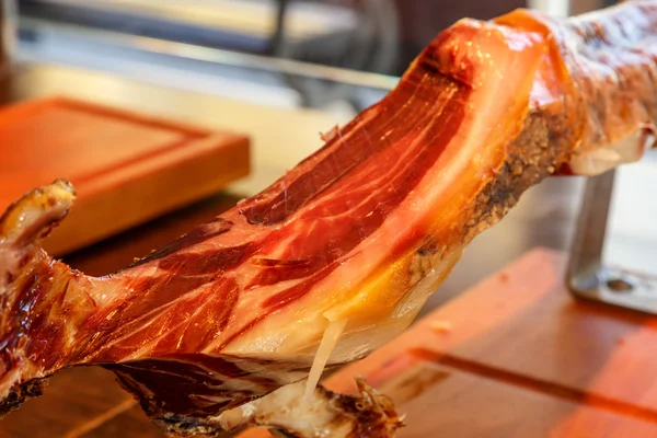 Jamón Ibérico, comida típica española — Foto de Stock