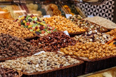 bir maket Kuruyemiş
