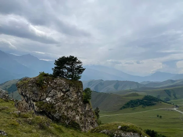 Schöne Landschaft Kaukasus — Stockfoto